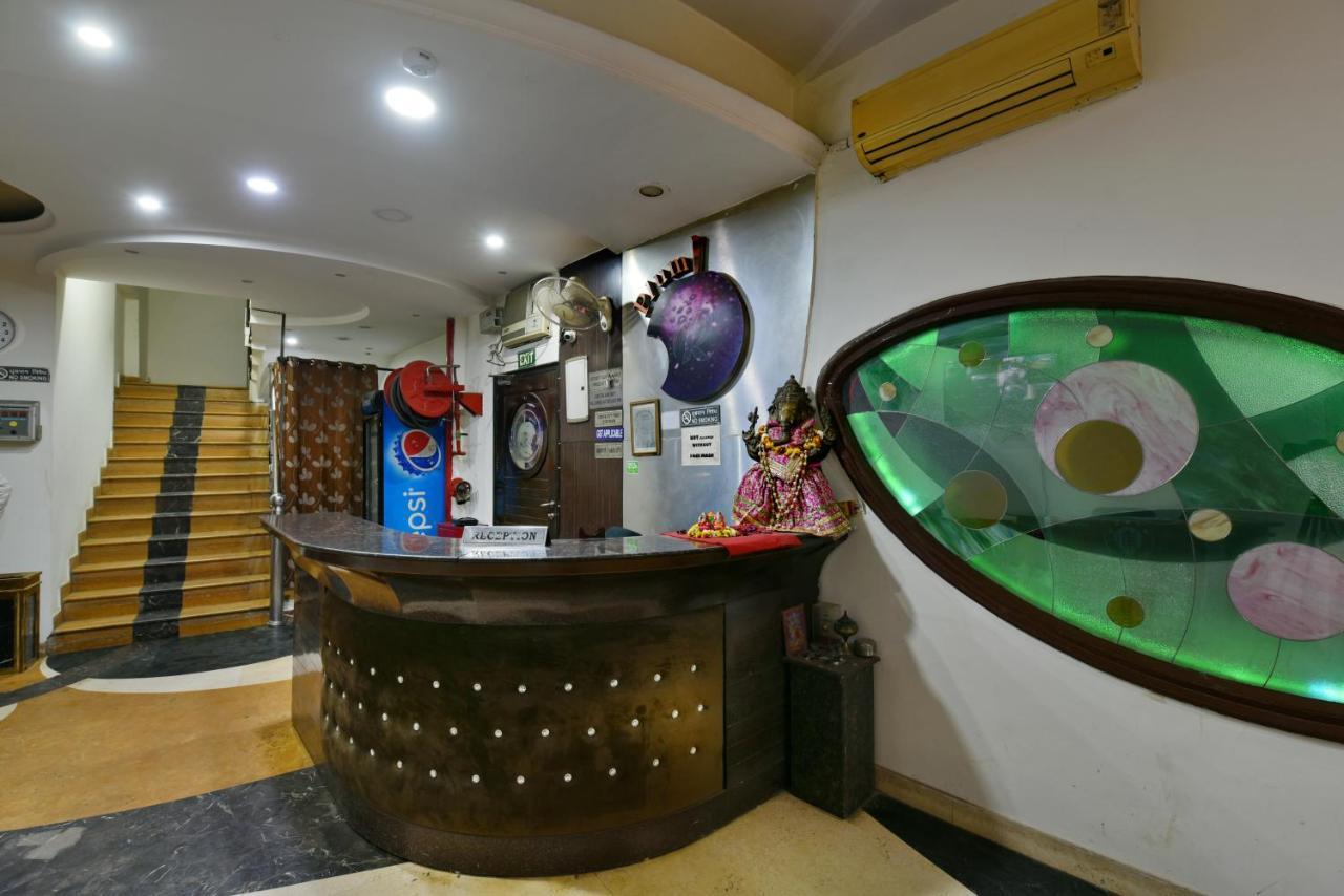 Hotel Revels By A1Rooms Ню Делхи Екстериор снимка